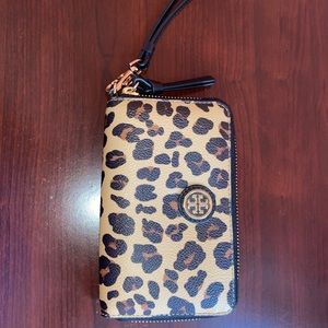 Wristlet